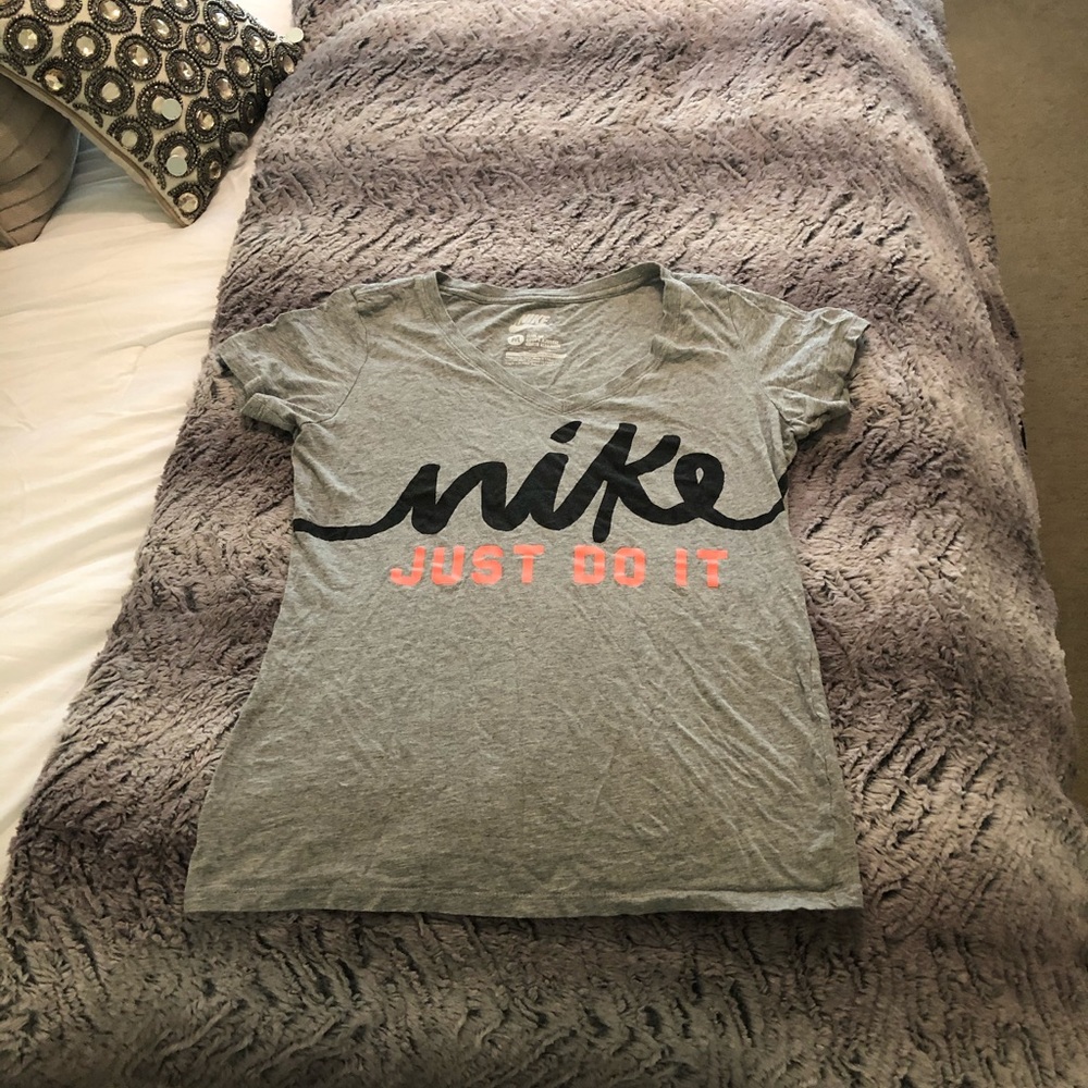 Nike workout shirt